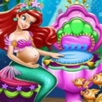 Pregnant Ariel Maternity Deco
